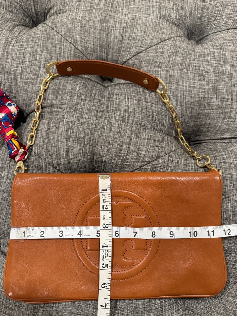 Tory Burch Bag Bombe Reva Brown Leather Logo Shoulder Bag Clutch with Gold Chain - Picture 15 of 17